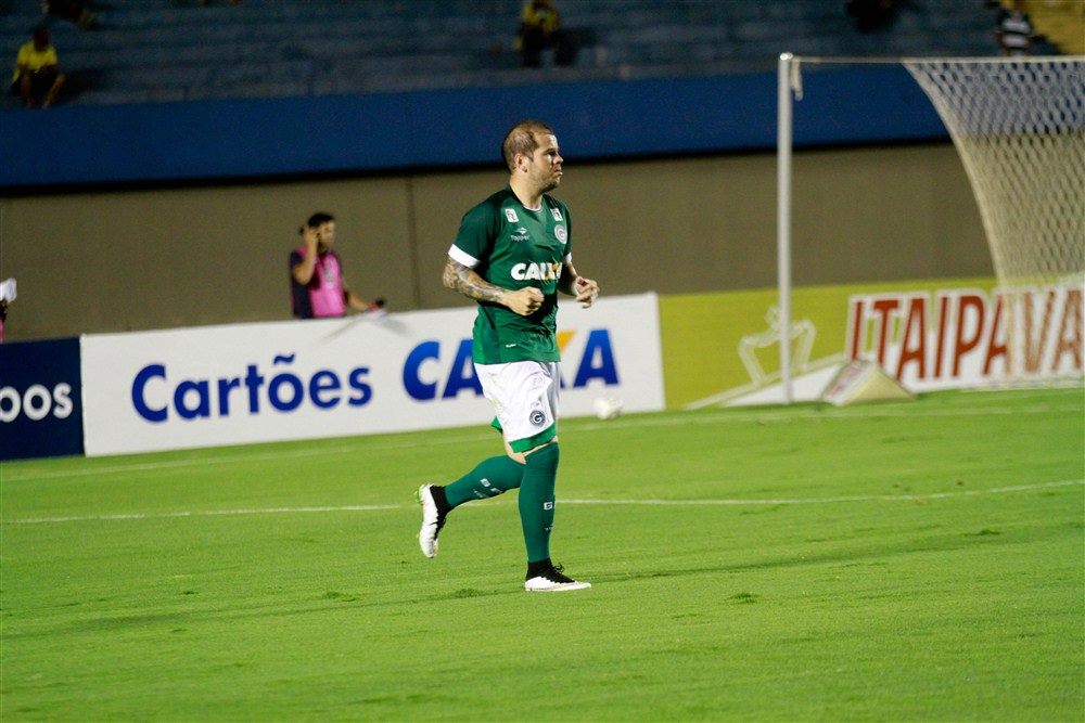 Após tetra estadual e classificação na Copa do BR, Tiago Luis projeta estreia pelo Goiás na Série B